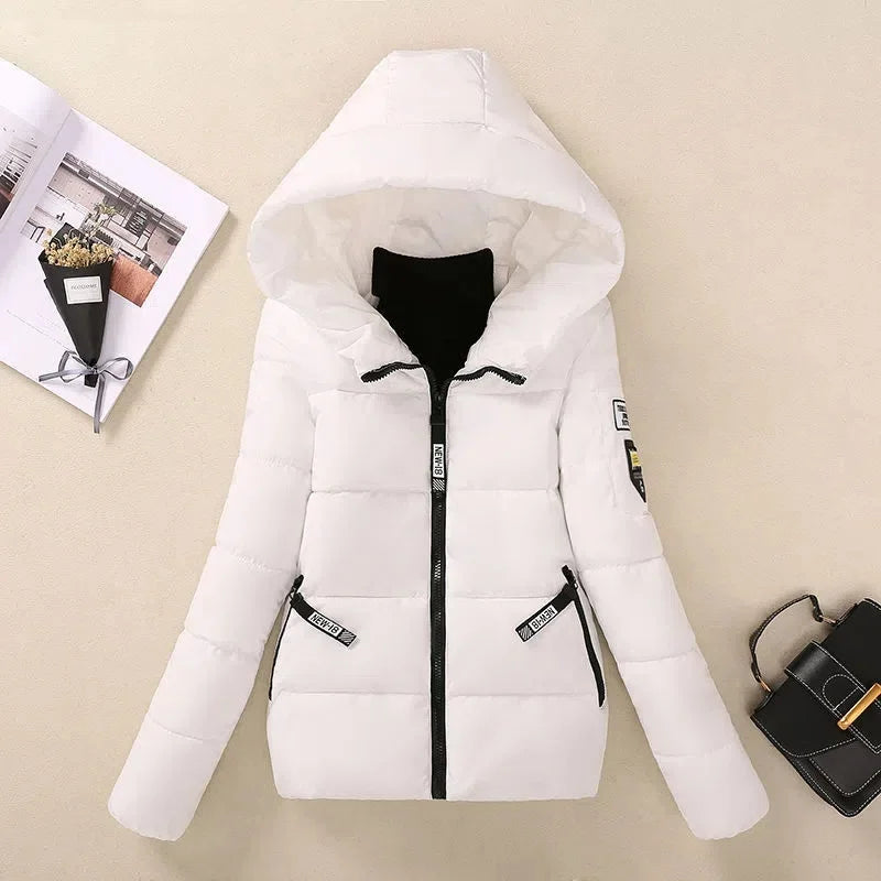 New Winter Jacket Women Parkas Hooded Short Coats Female Parka Warm Thicken Jacket Korean Loose Cotton Padded Outwear