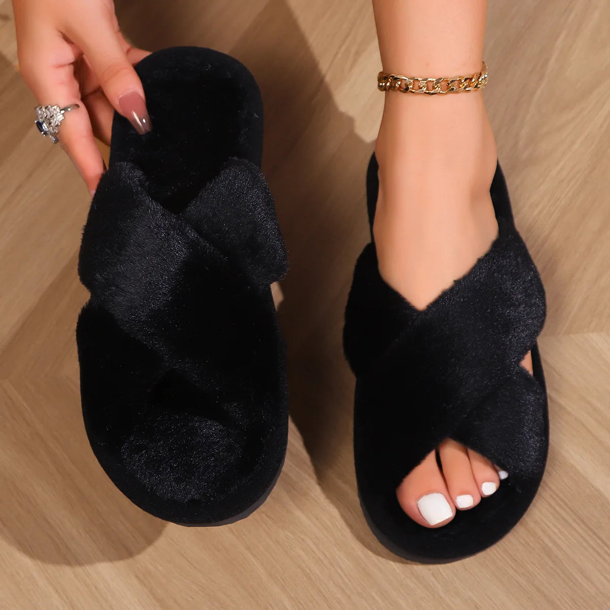 Fashion Cross Strap Fluffy Slippers Women 2024 Winter Warm Fur Home Slippers Woman Comfortable Soft Sole Non Slip Indoor Shoes